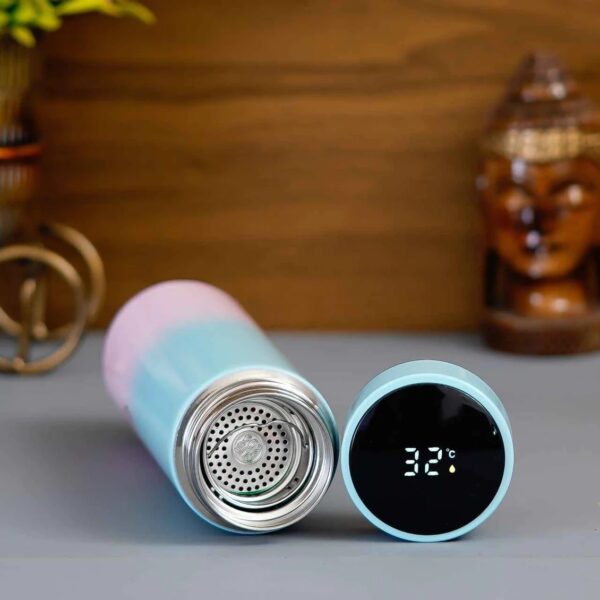 multicolor personalized Water Bottle with smart display